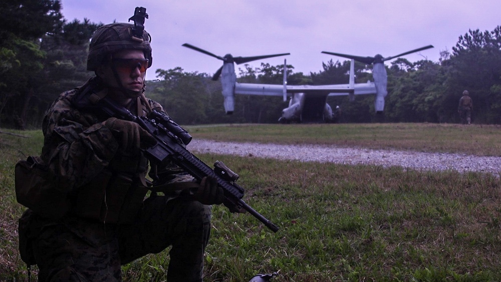 31st MEU conducts AAV Forward Arming and Refueling Point