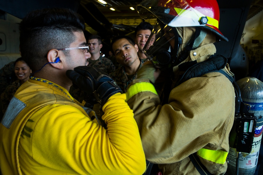 CLB 31, 31st MEU Marines participate in firefighting demonstration