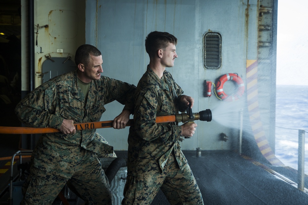 CLB 31, 31st MEU Marines participate in firefighting demonstration