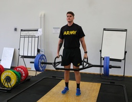 1st Infantry Division Forward soldiers maintain physical fitness