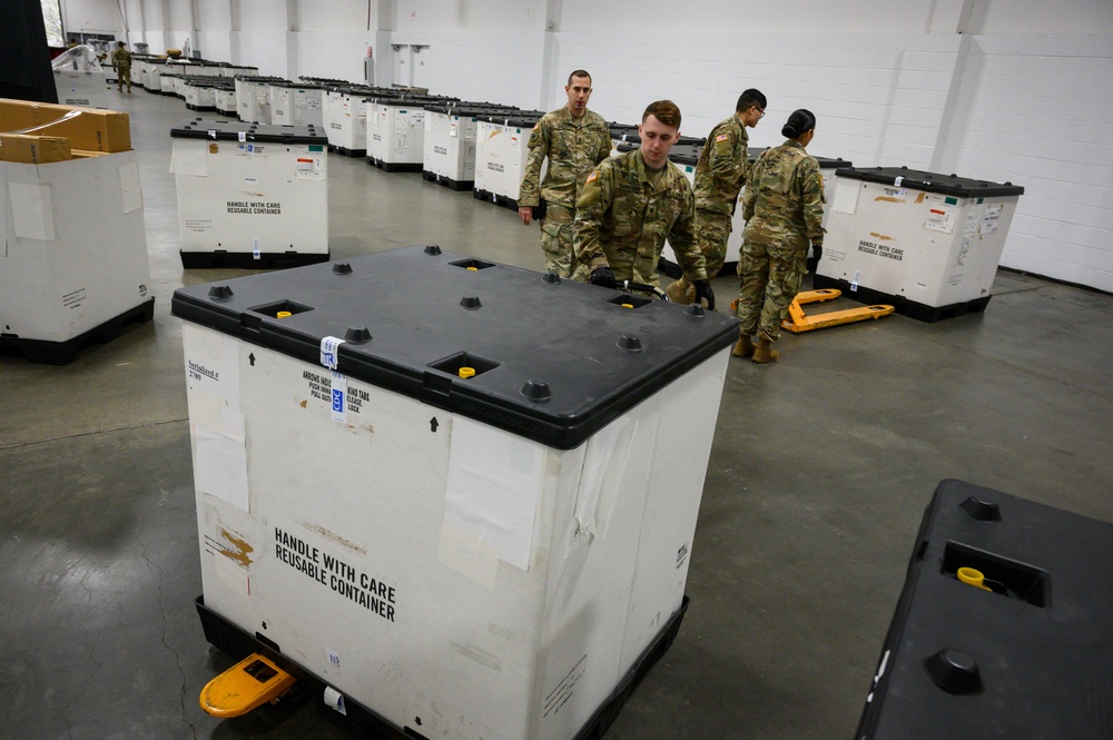 New Jersey National Guard Soldiers assist set up of Federal Medical Stations