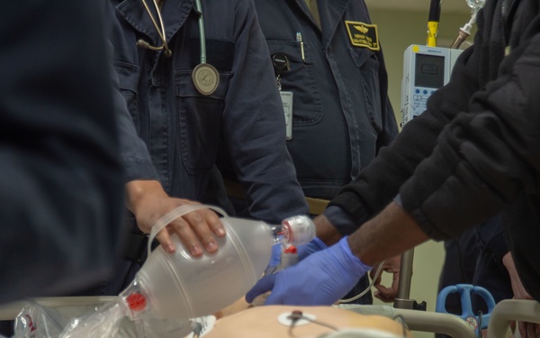 Sailors Train In ICU