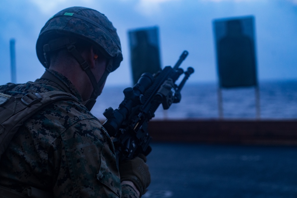 Marines with BLT 1/5, 31st MEU participate in a misfire and malfunction range