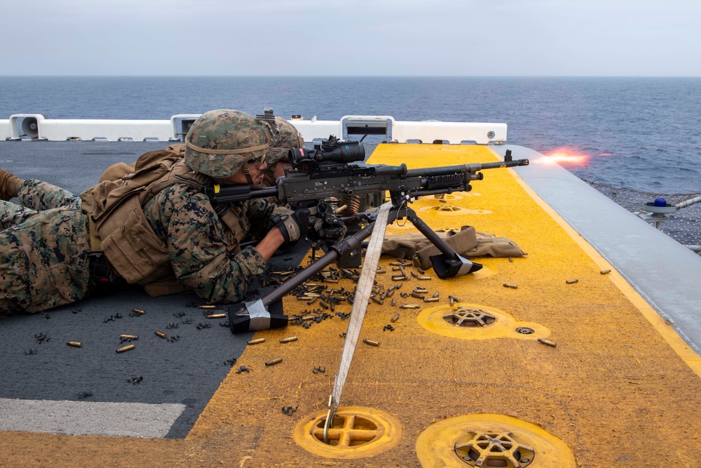 USS America, 31st MEU Conduct Live Fire Exercise