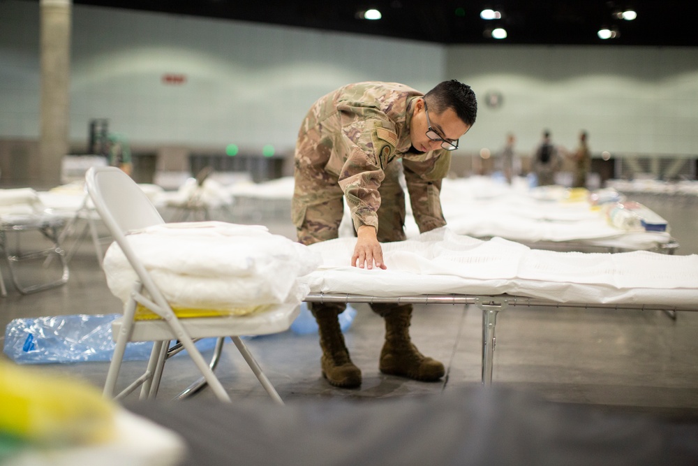 Airmen set up Federal Medical Station in Los Angeles