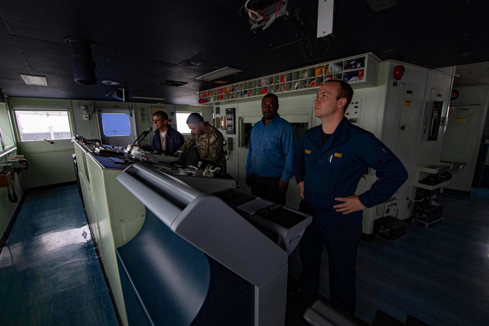 USNS Comfort Transits to New York City