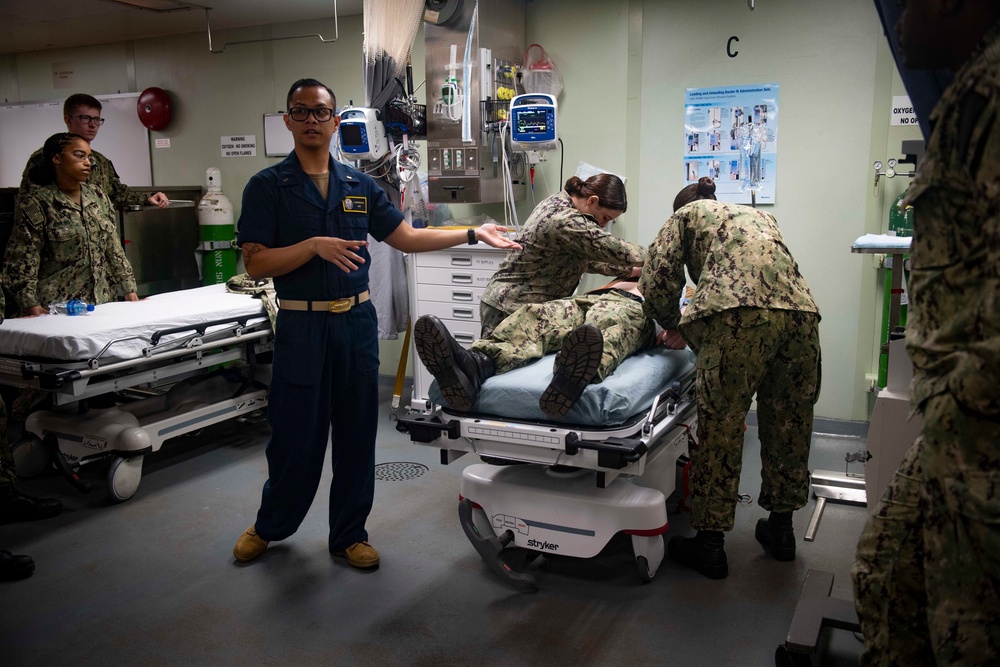 USNS Comfort Transits to New York City