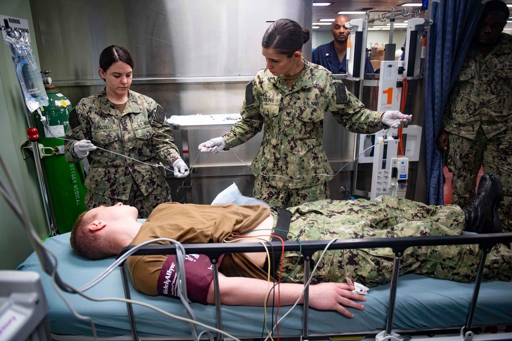 USNS Comfort Transits to New York City