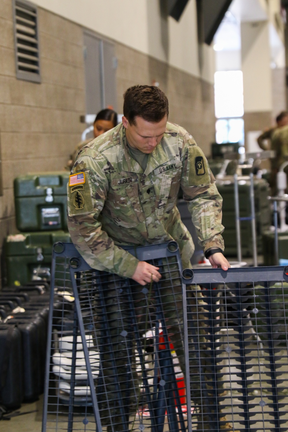 Soldiers receive equipment in Seattle, Washington