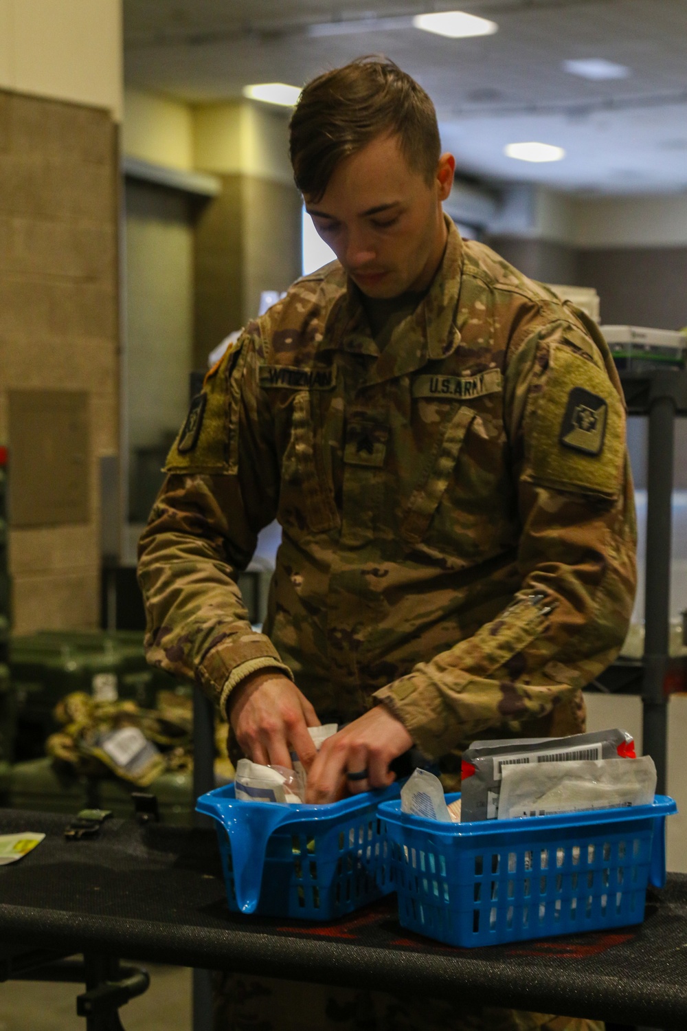 Soldiers receive equipment in Seattle, Washington