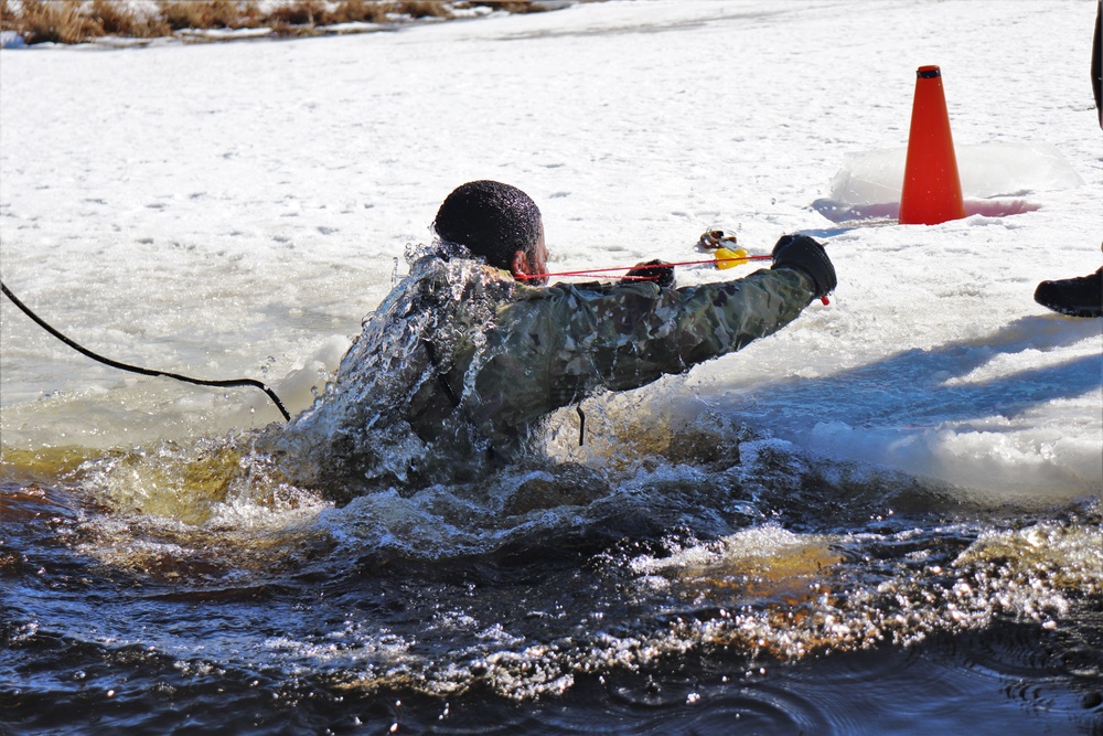 CWOC Class 20-04 students complete cold-water immersion training at Fort McCoy