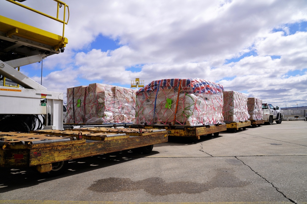 FEMA Air Bridge Delivers supplies to Chicago O'Hare International Airport