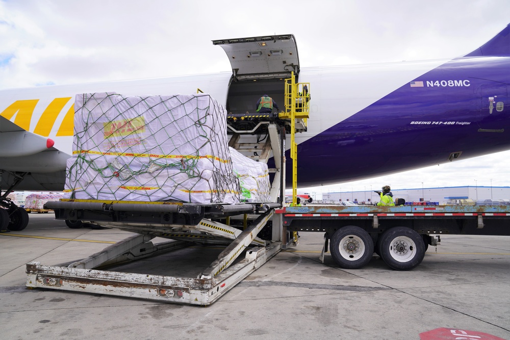 FEMA Air Bridge Delivers supplies to Chicago O'Hare International Airport