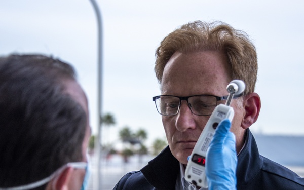 Acting SECNAV Visits USNS Mercy