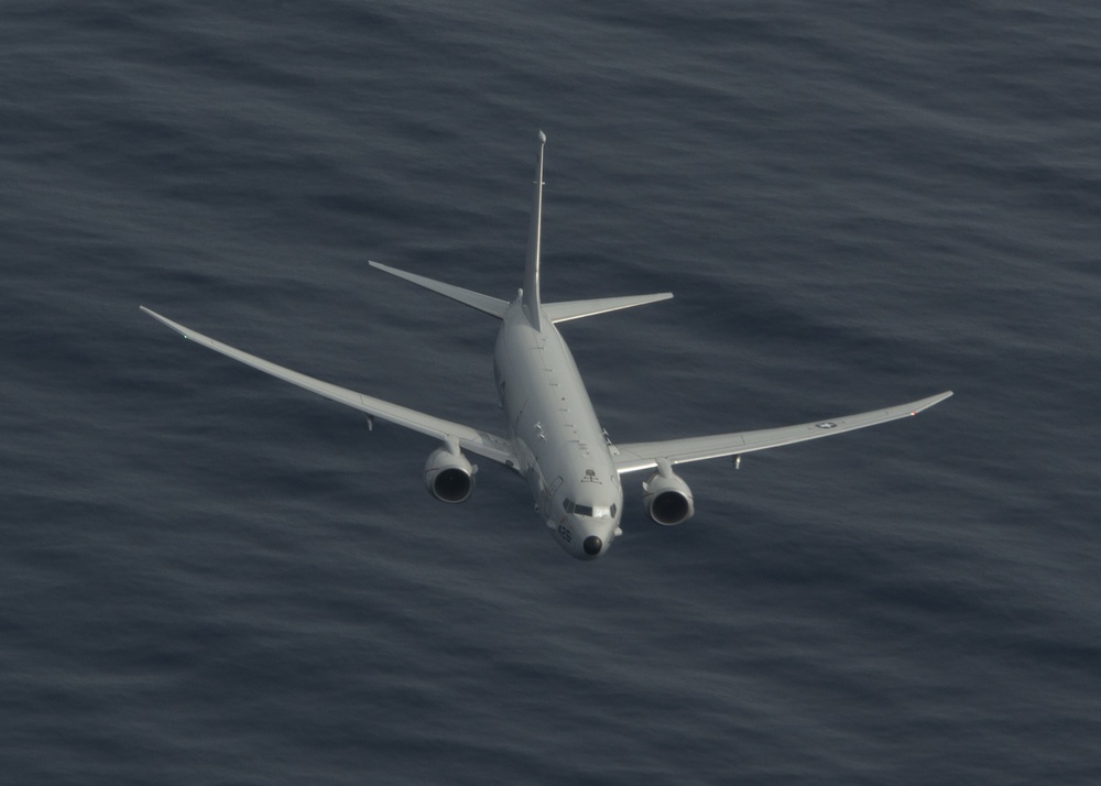 VP-4 P-8A Poseidon Transits at Low Altitude