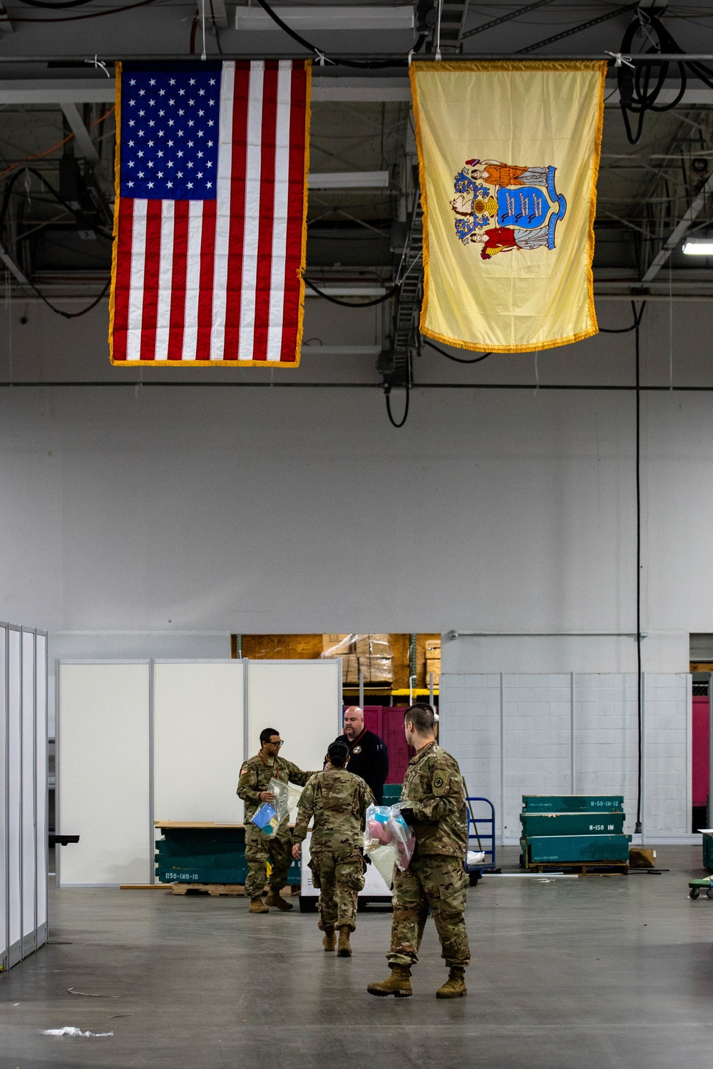 New Jersey National Guard Soldiers assist in set up of Federal Medical Stations for COVID-19 relief