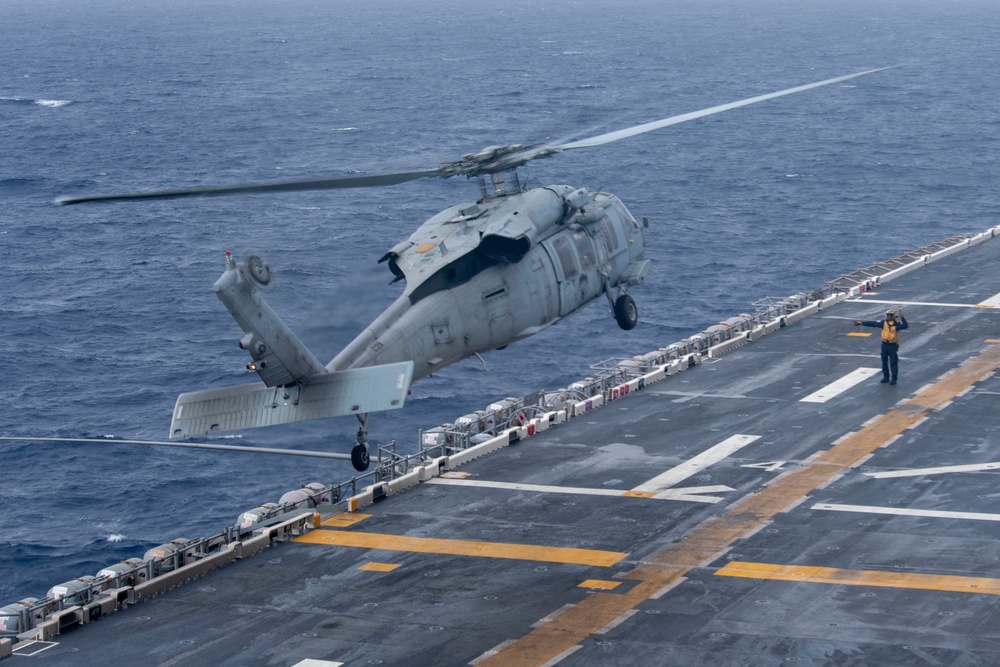 USS America, 31st MEU Conduct Flight Operations