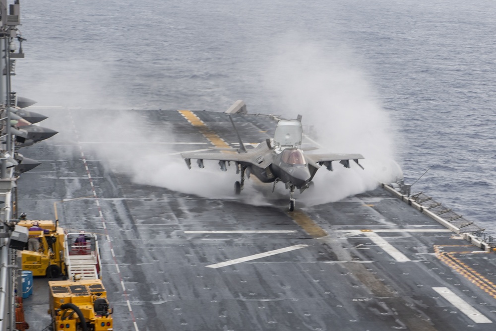 USS America, 31st MEU Conduct Flight Operations