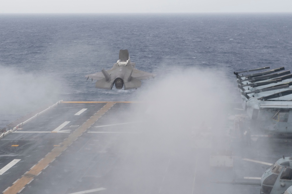 USS America, 31st MEU Conduct Flight Operations