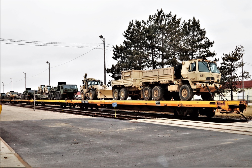 Fort McCoy supports rail movement for deploying Army Reserve unit