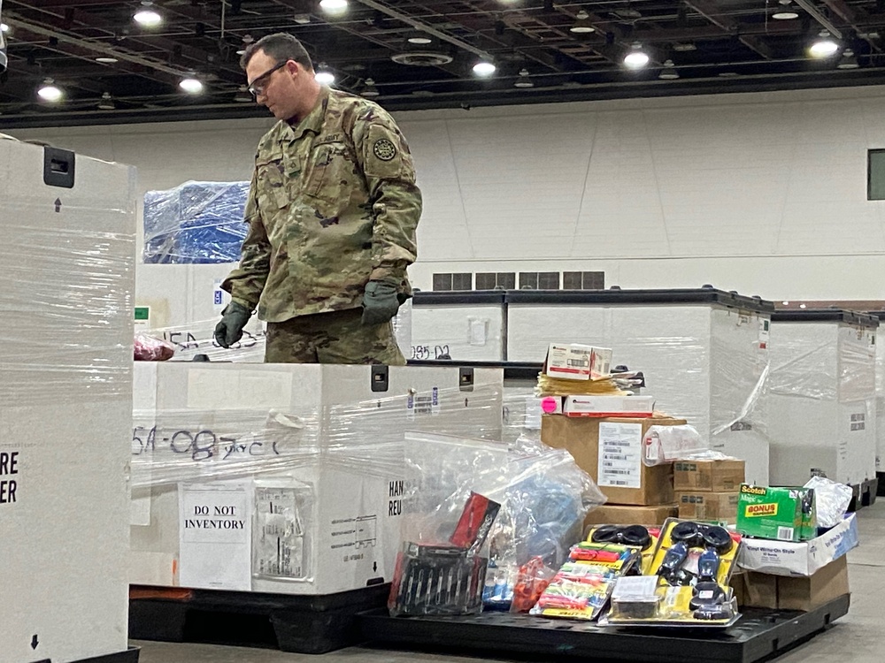 Michigan National Guard supports Michigan’s COVID-19 response with aid for FEMA medical station