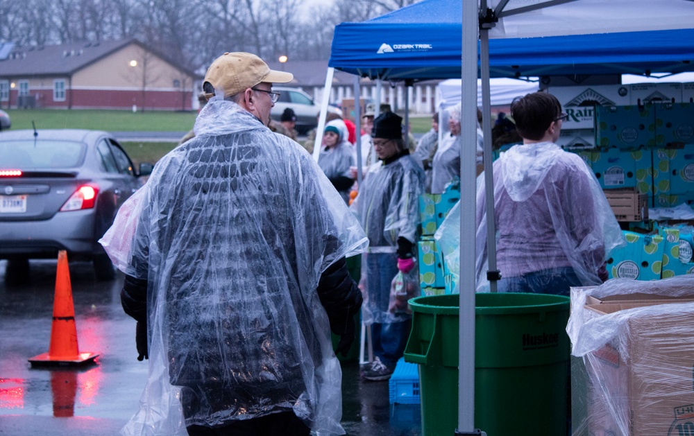 Indiana National Guard helps feed local community in need during COVID-19 response