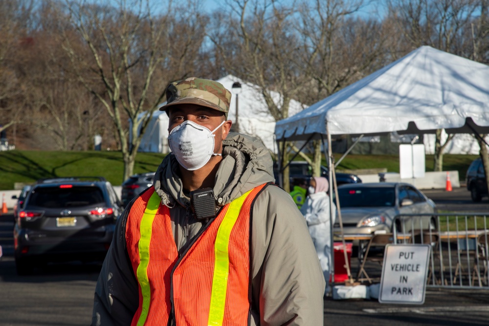 New Jersey National Guardsmen direct traffic to support local agencies during COVID-19 testing