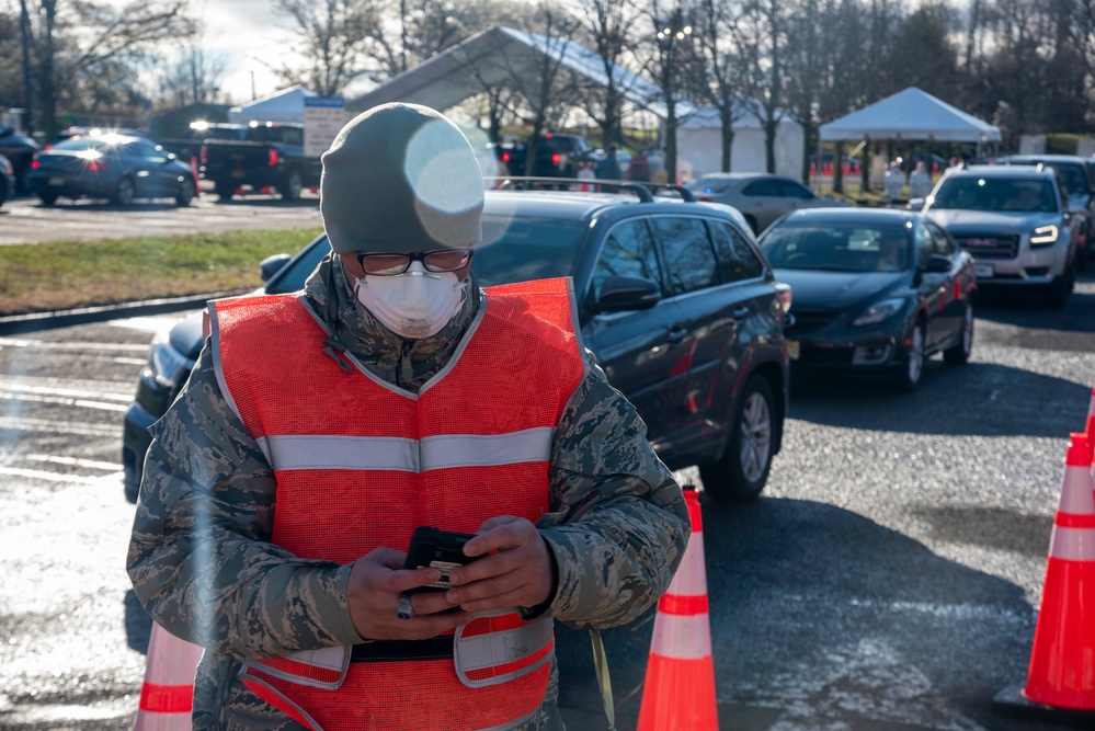 New Jersey National Guardsmen direct traffic to support local agencies during COVID-19 testing