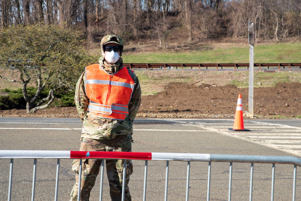 New Jersey National Guardsmen direct traffic to support local agencies during COVID-19 testing