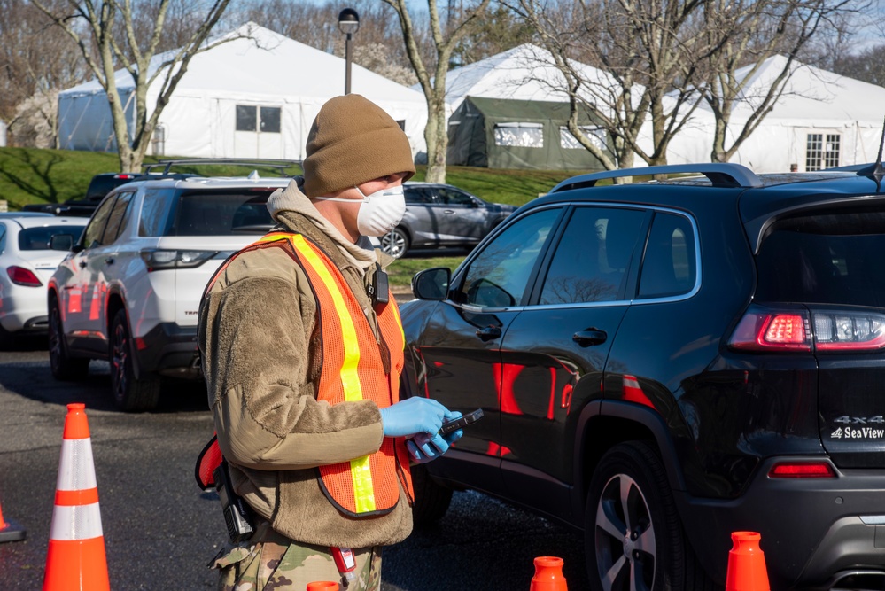 New Jersey National Guardsmen direct traffic to support local agencies during COVID-19 testing