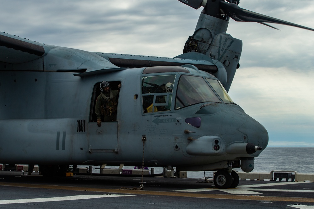 31st MEU, USS America conduct air defense exercise