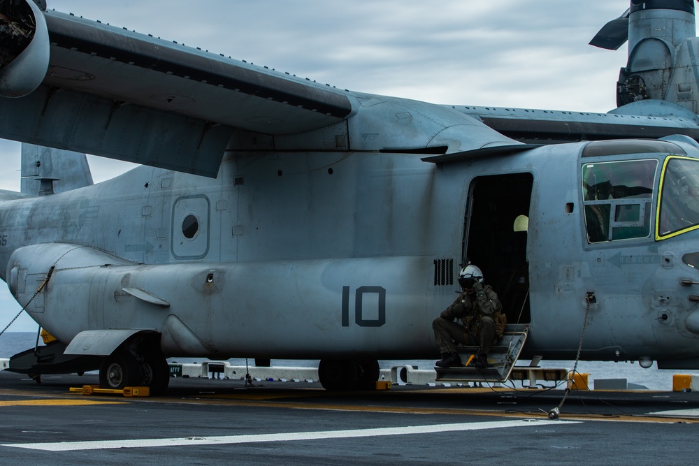 31st MEU, USS America conduct air defense exercise