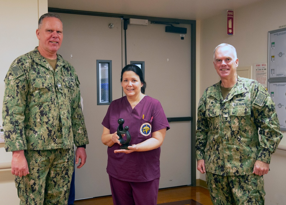 Nurse Receives DAISY Award