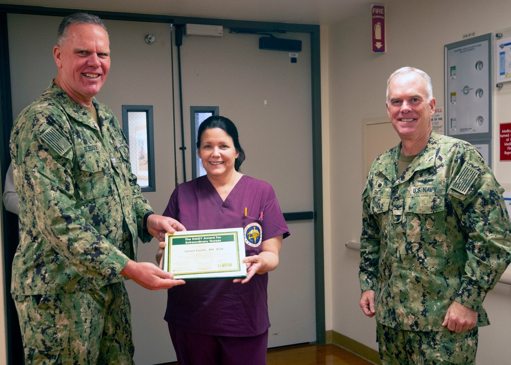 Nurse Receives DAISY Award