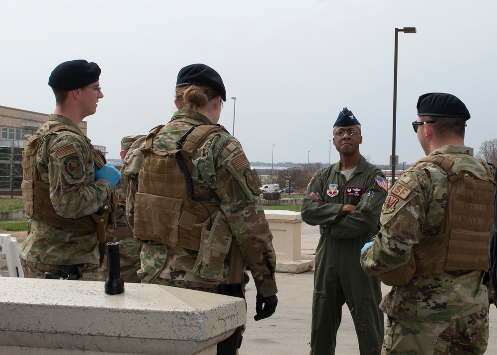 55th Wing Commander impromptu morale visit