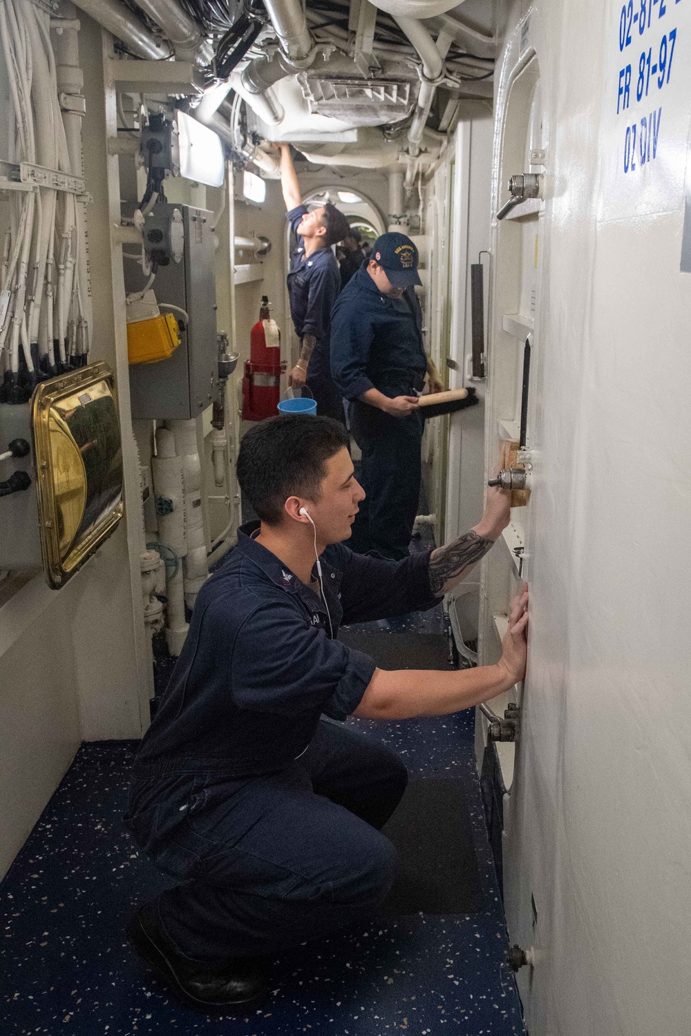 USS America conducts cleaning stations