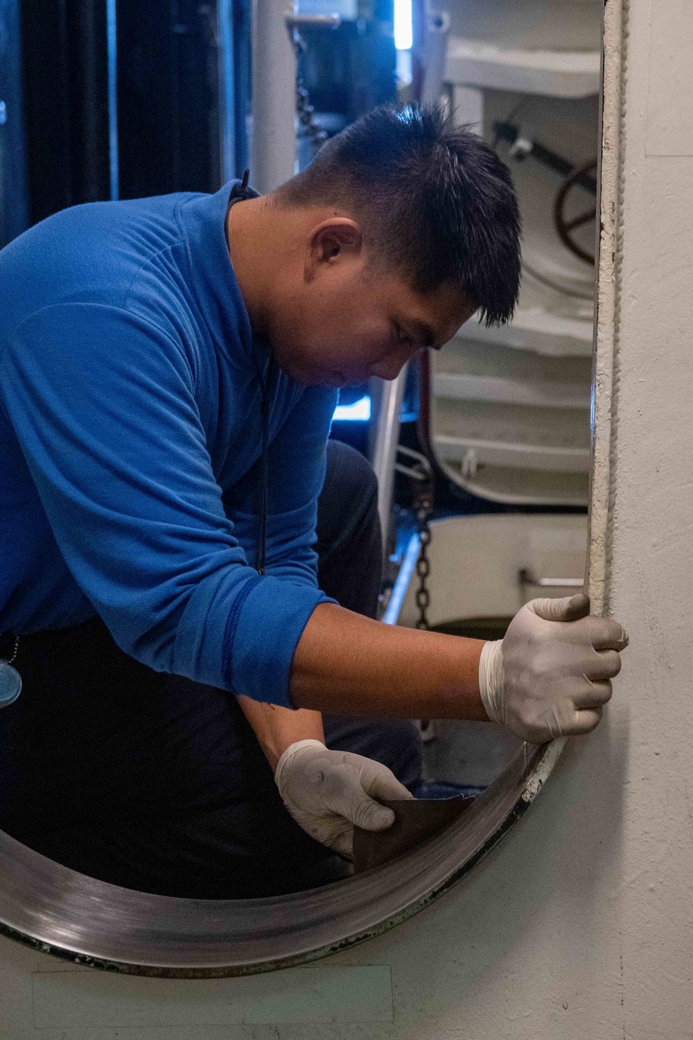 USS America conducts cleaning stations