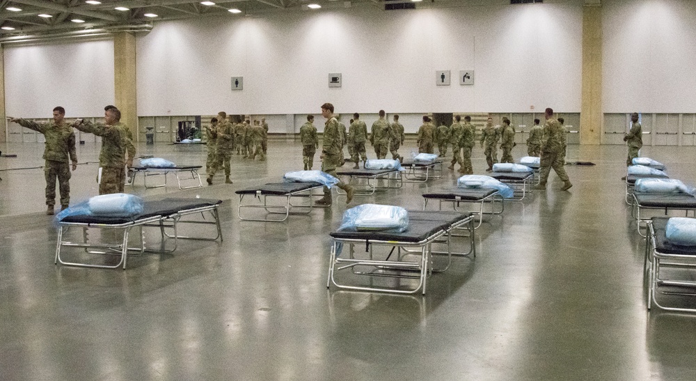 Texas Army National Guard Set up Field Hospital