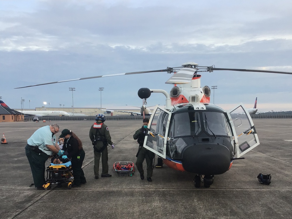 Coast Guard medevacs mariner 55 miles offshore Lake Charles, Louisiana