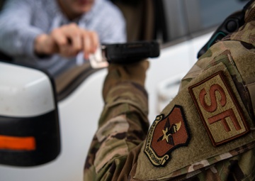 Vance Defender at the Gate