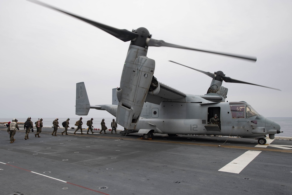 DVIDS - Images - USS America (LHA 6) conducts flight operations, April ...