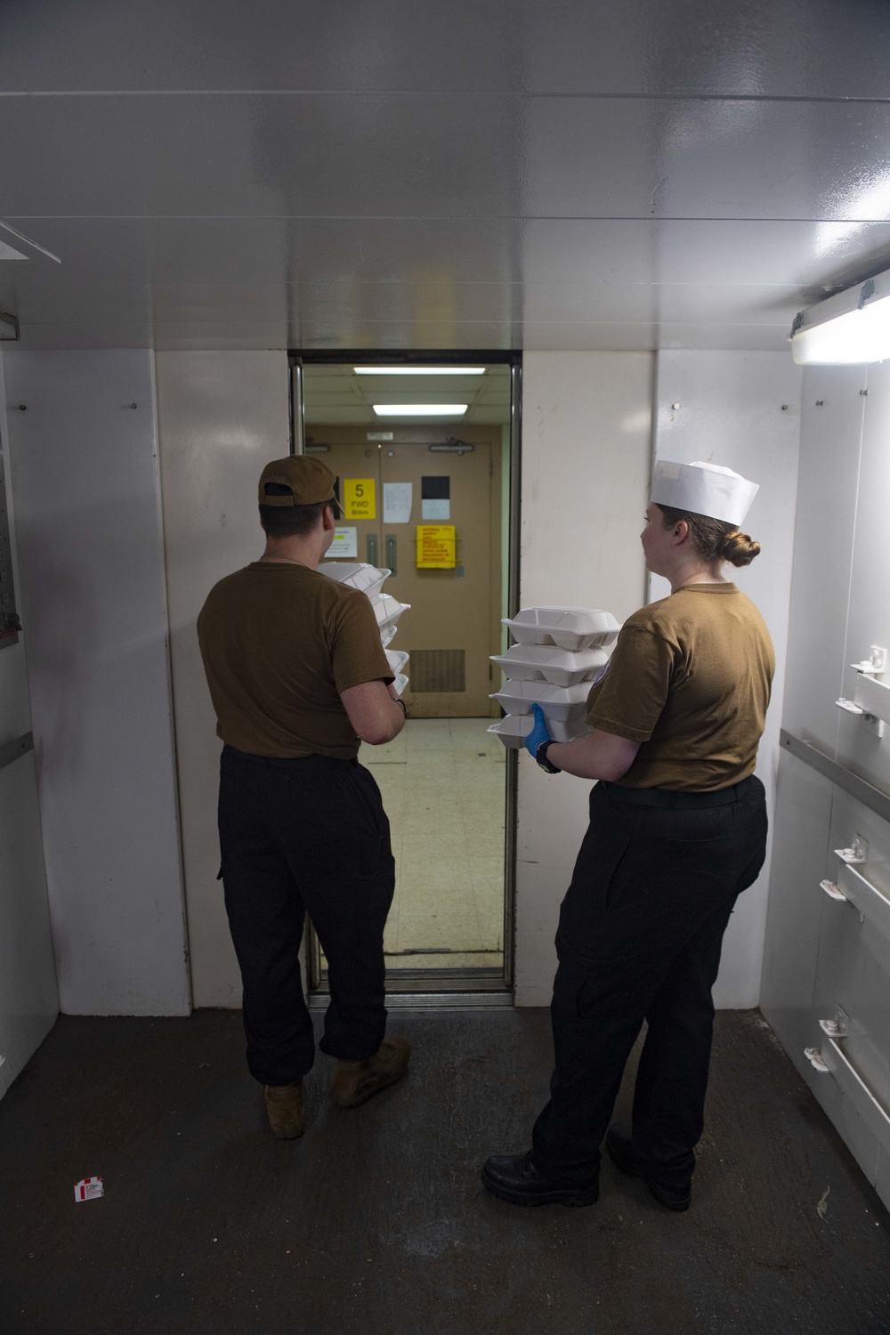 USNS Comfort Galley Accommodates Patient Dietary Requirements in New York City
