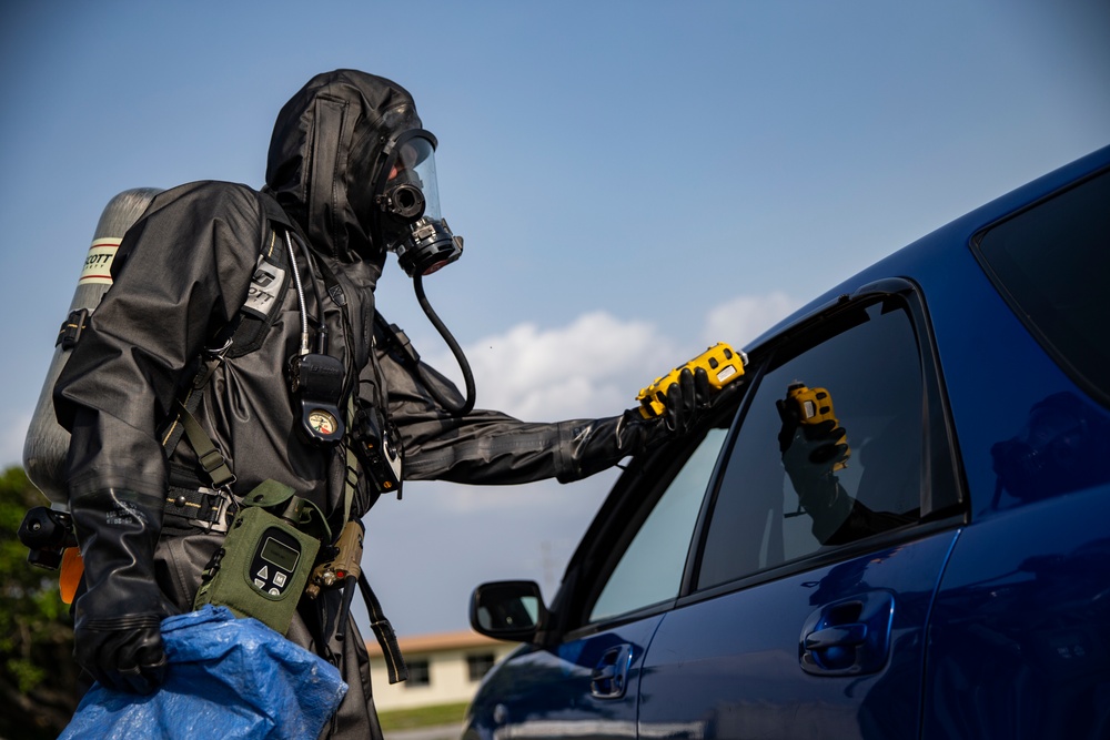 Dressed to Impress | CBRN Marines 3rd MLG, 3rd MARDIV and 1st MAW participate in an enhanced CBRN response exercise