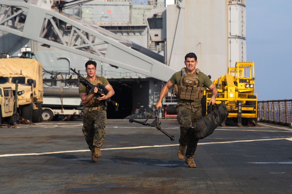 31st MEU Marines refine battle skills underway aboard USS Germantown