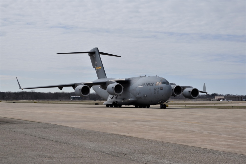 63rd ESB arrives to Battle Creek ANG Base