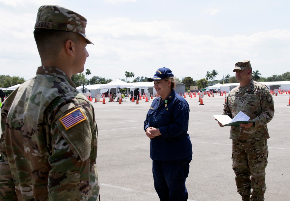 Florida Guard Commander awards Florida Commendation Medal to local partners