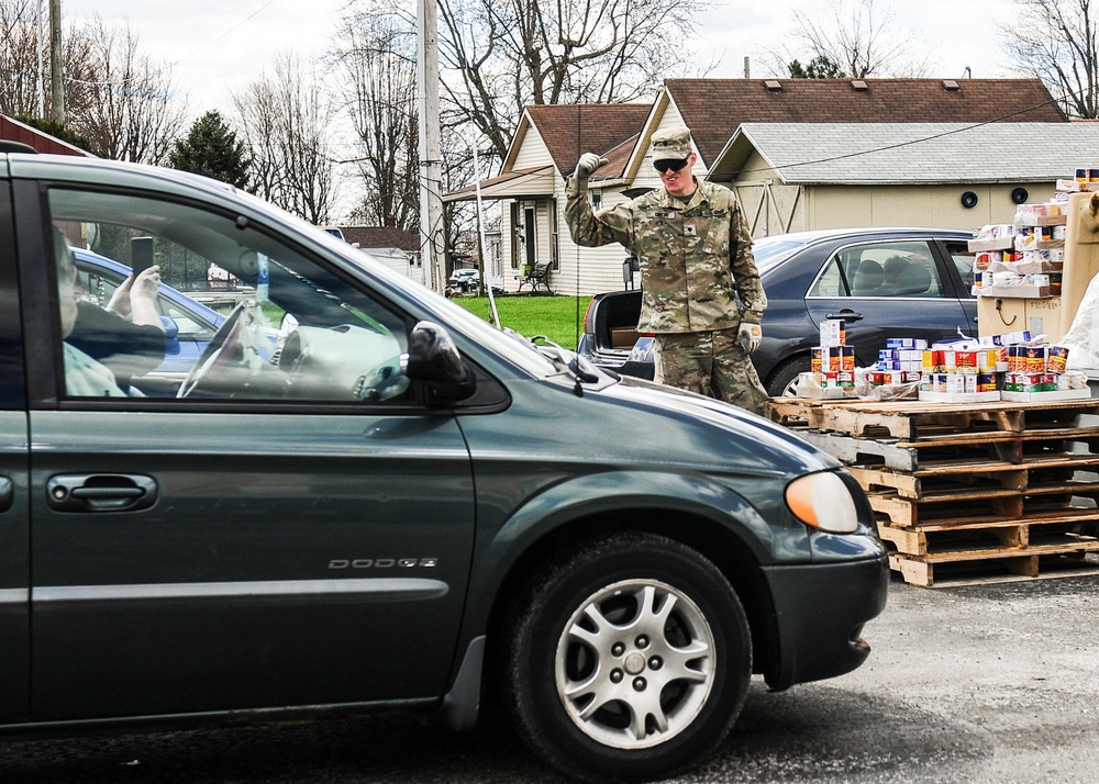 Ohio National Guard supports West Ohio Food Bank during COVID-19 pandemic