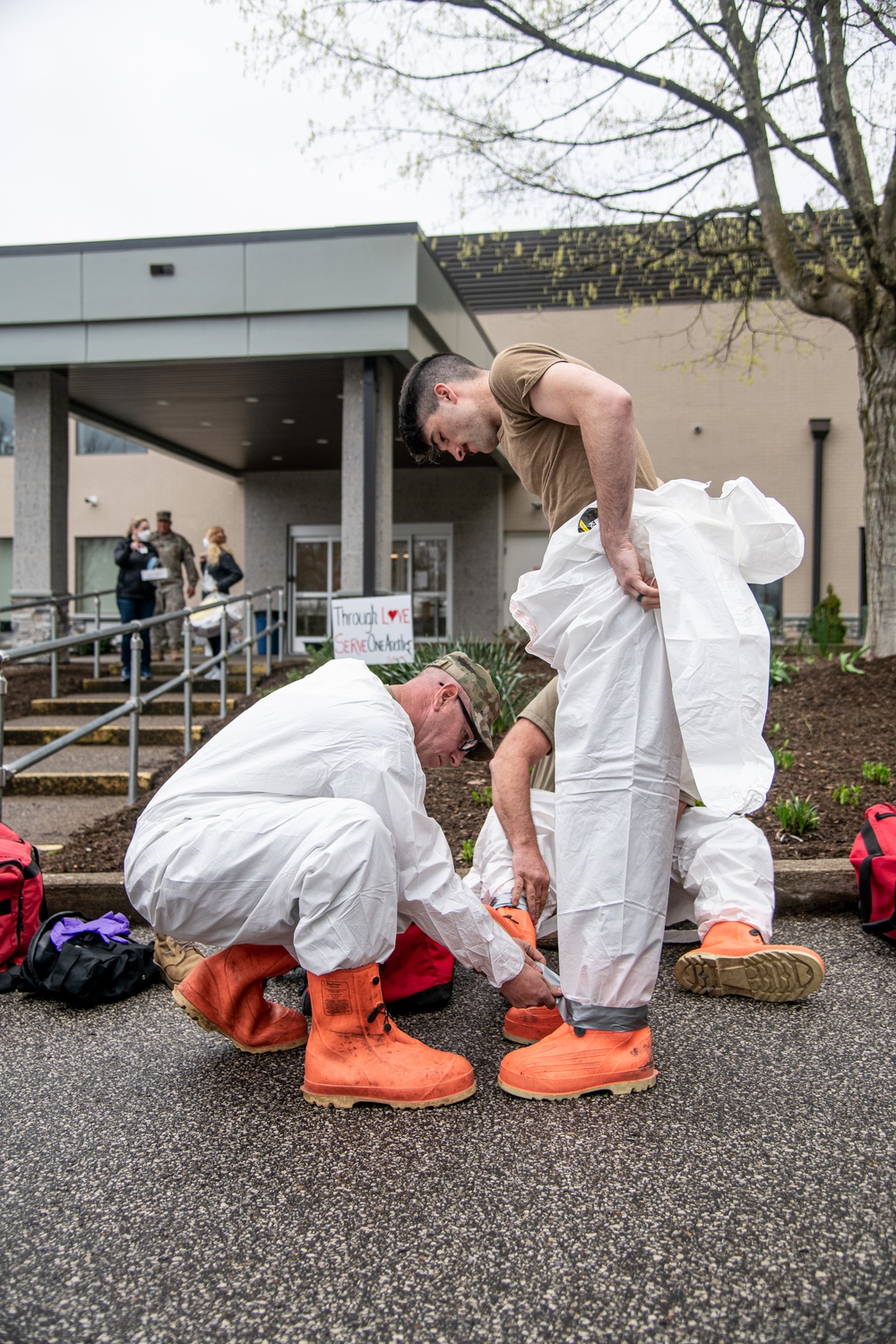 W.Va. Guard Assists with COVID-19 Testing of Nursing Home Residents