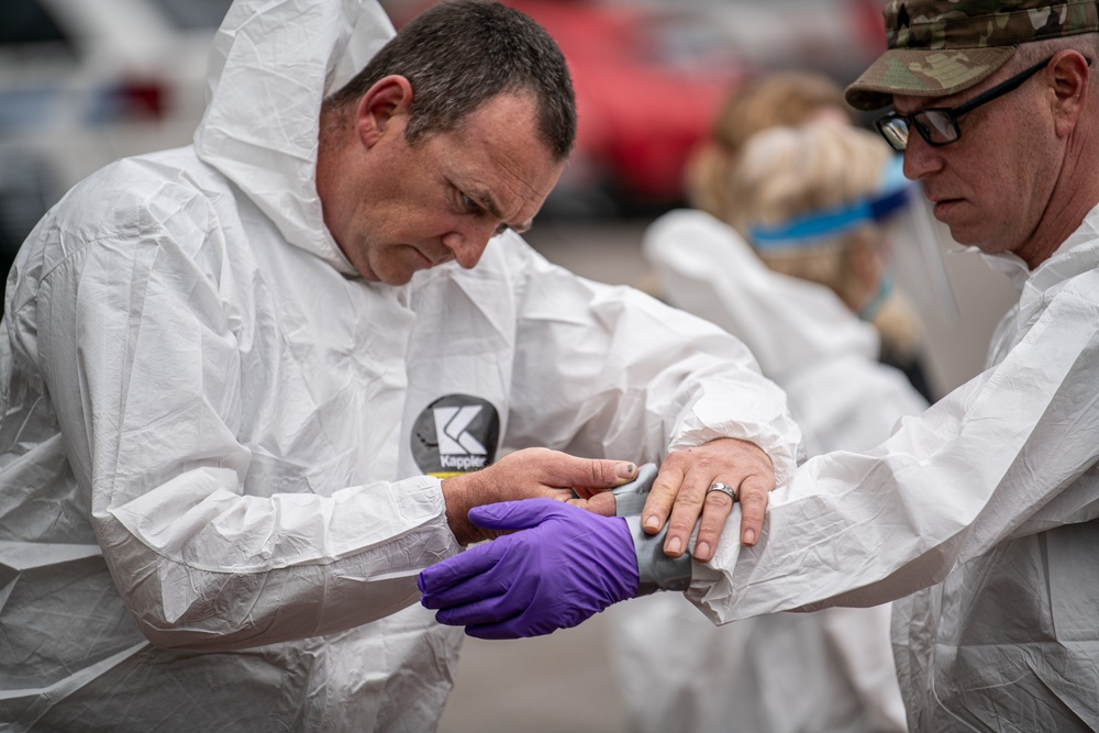 W.Va. Guard Assists with COVID-19 Testing of Nursing Home Residents