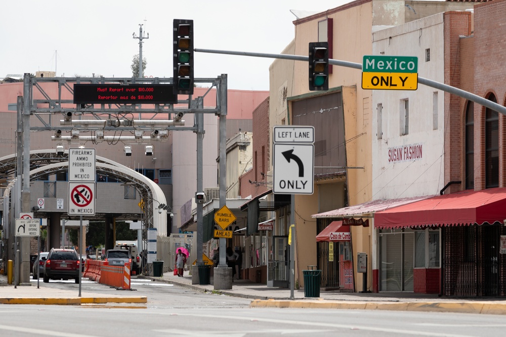 Passenger Vehicle and Pedestrian Processing at the Port of Nogales’ DeConcini Crossing